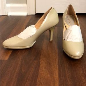 Cole Haan pumps w/ Nike Air